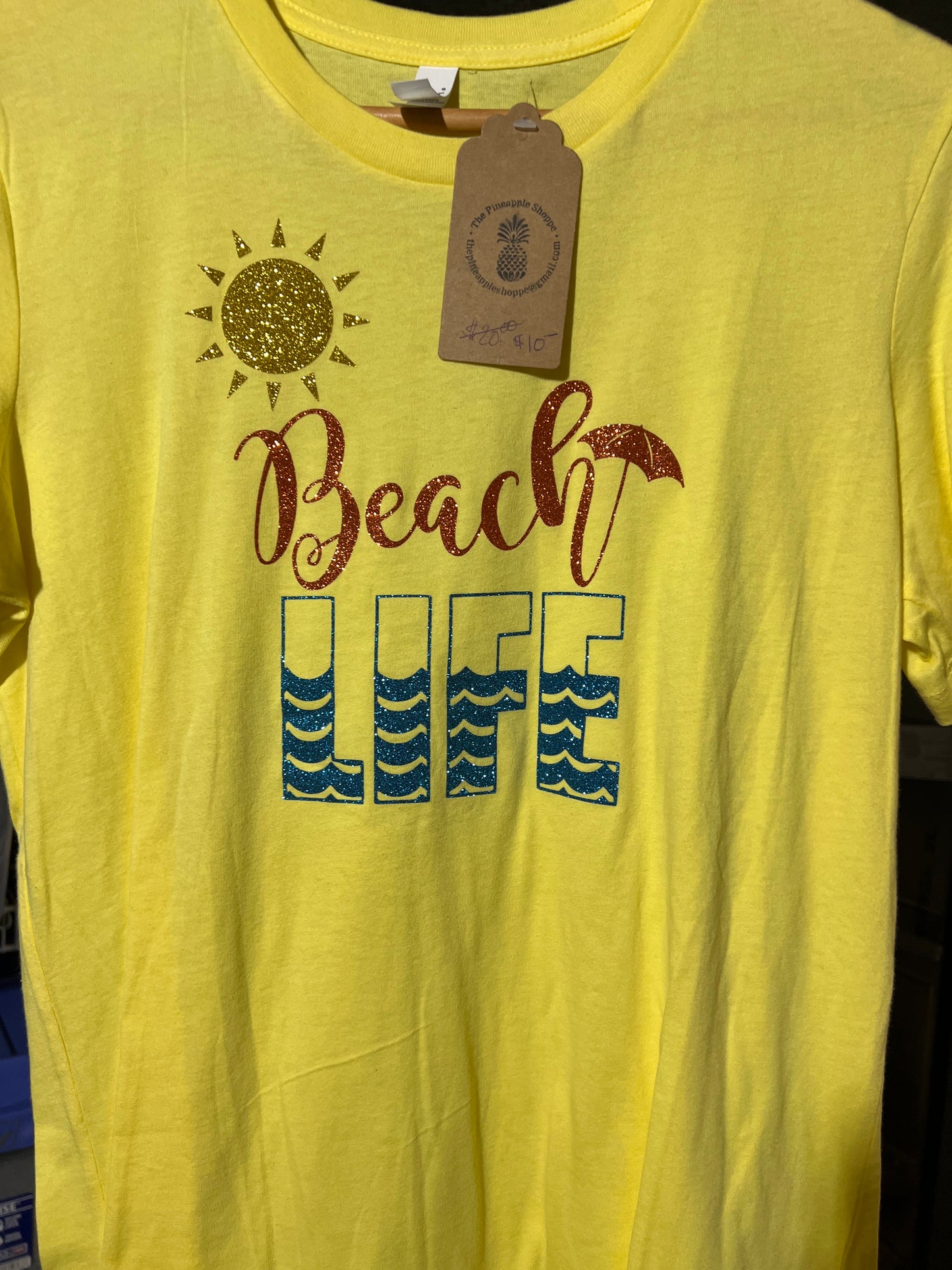 Beach life tee