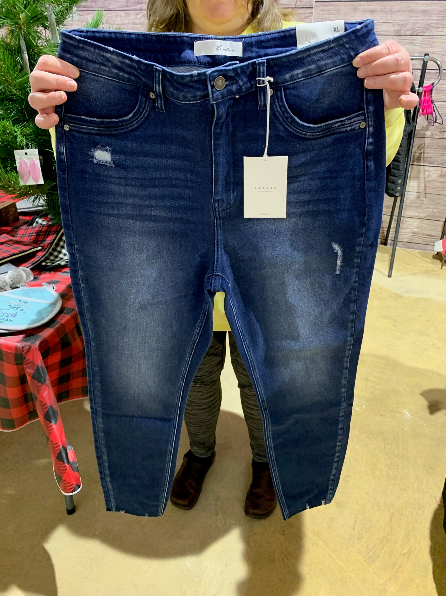KanCan Distressed